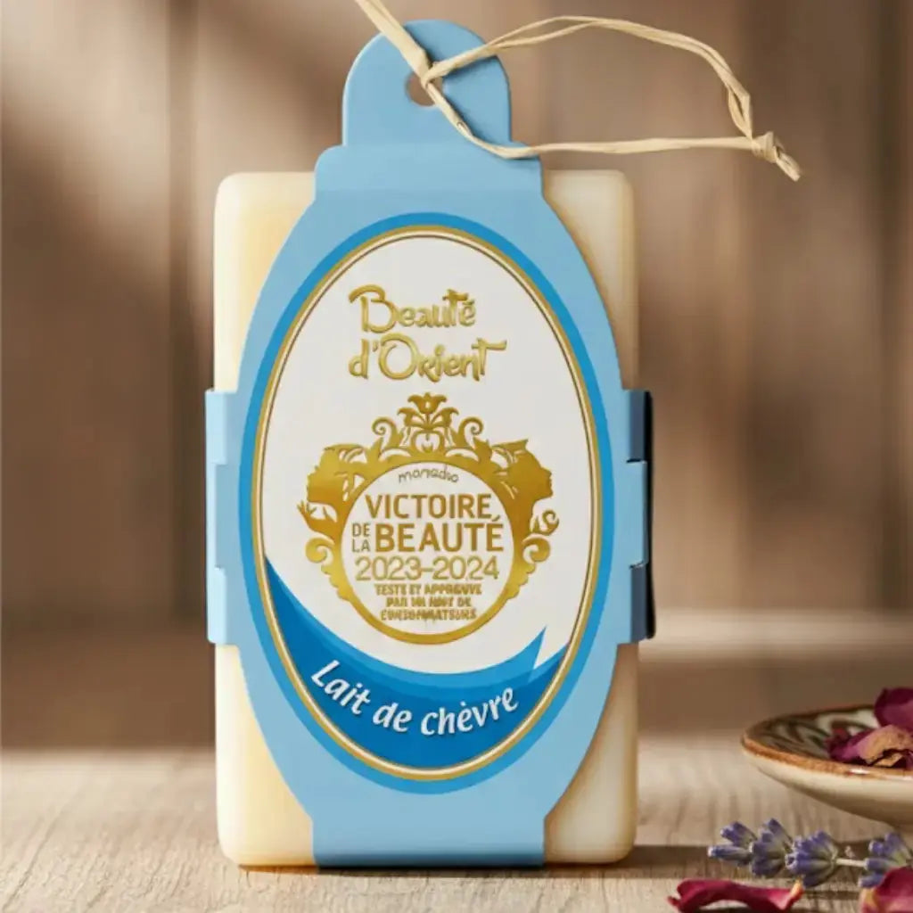 Savon au Lait de Chèvre Beauté d'Orient sur fond abstrait de Sauna, Hammam, inspirant le bien-être